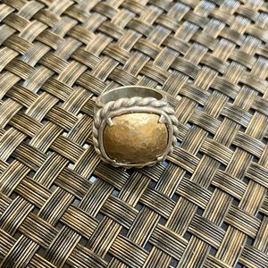 Solid Nickel and brass chunky cushion ring with rope detail. 🌀